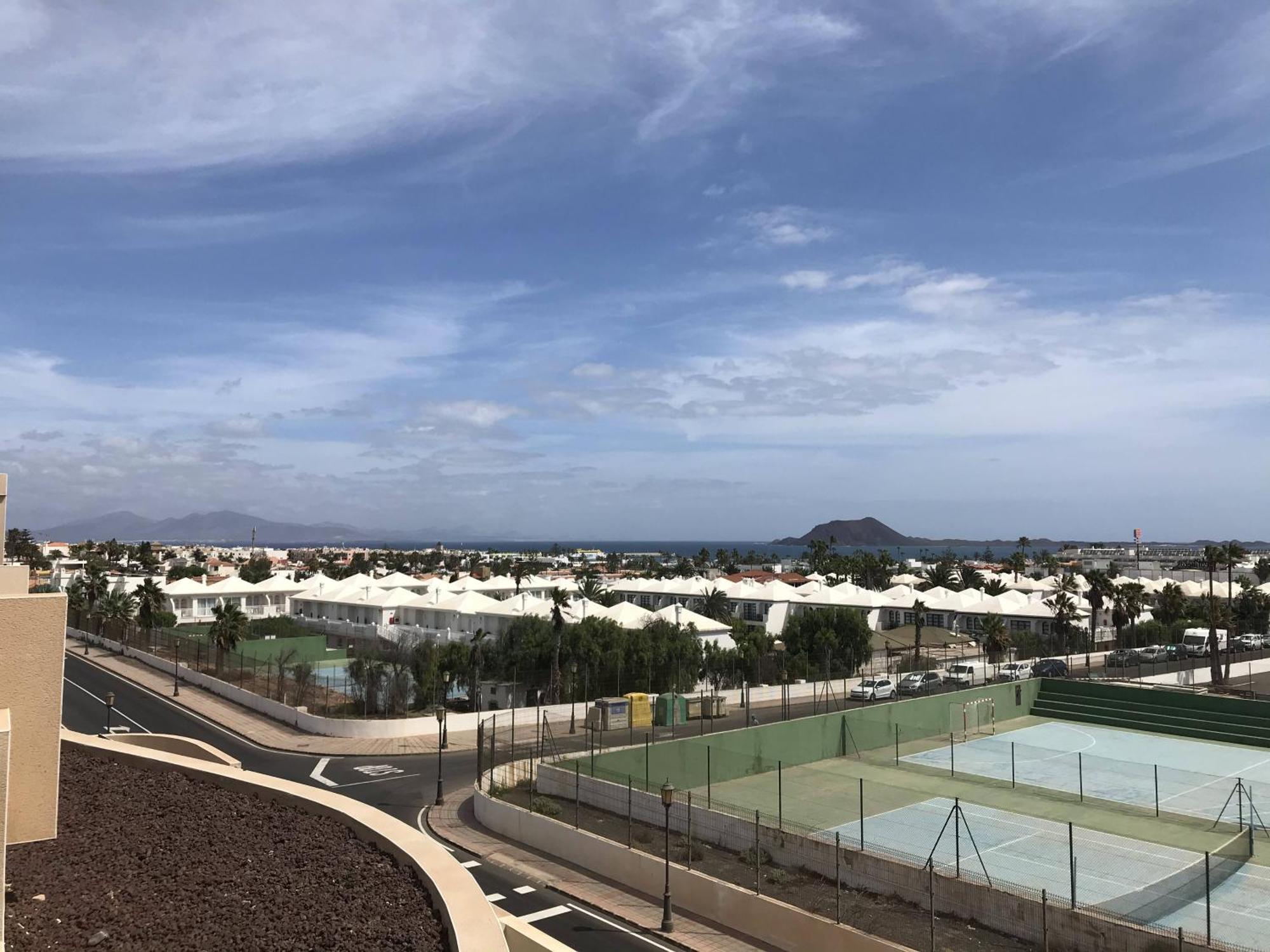 Big And Bright Apartment Corralejo Room photo